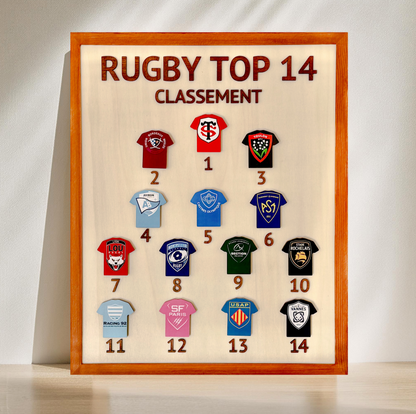 Tableau magnétique en bois du Top 14 avec maillots aimantés des équipes de rugby.